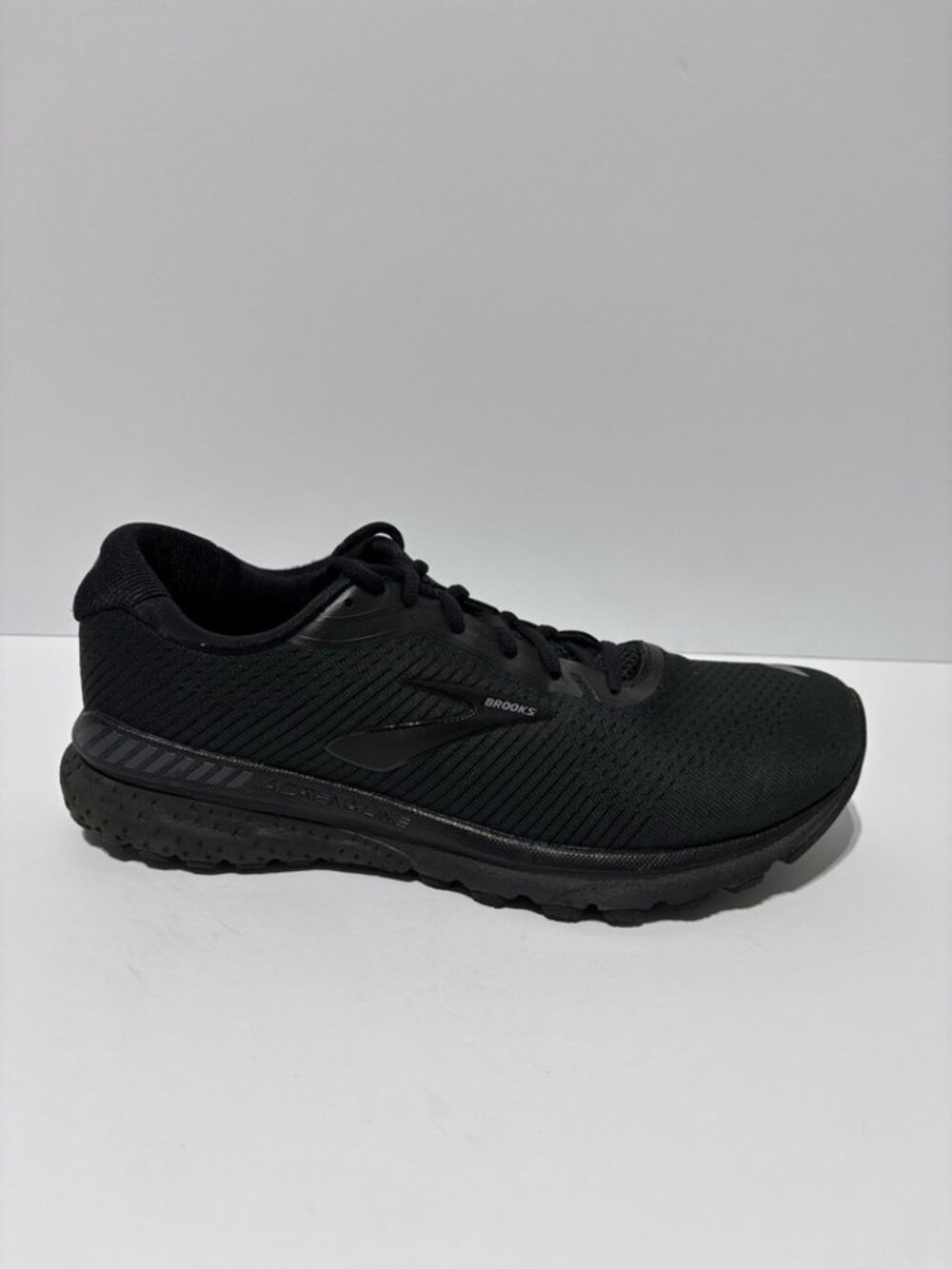 Brooks Men’s Adrenaline GTS 20 Black Running Shoes, Size 12 Wide